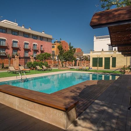 Apartaments Suites Sant Jordi Montbrio del Camp Exterior photo